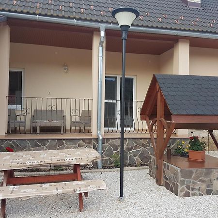 Penzion Bernath Rožňava Buitenkant foto